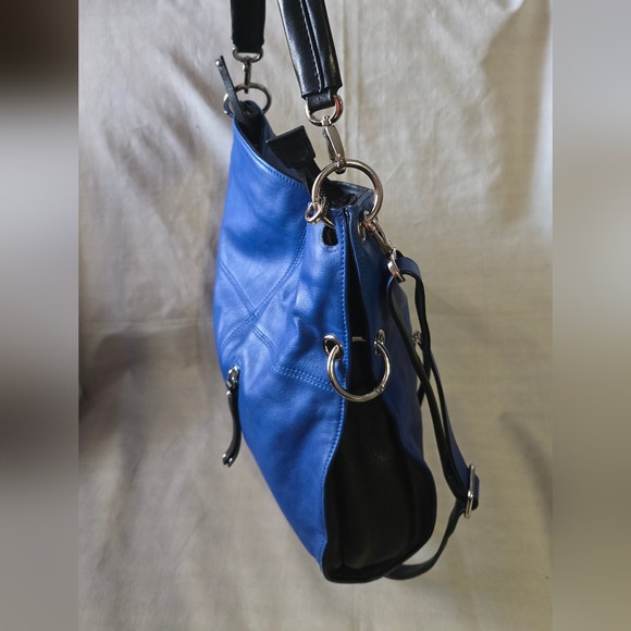 Blue Leather Shoulder Bag - Picture 5 of 16